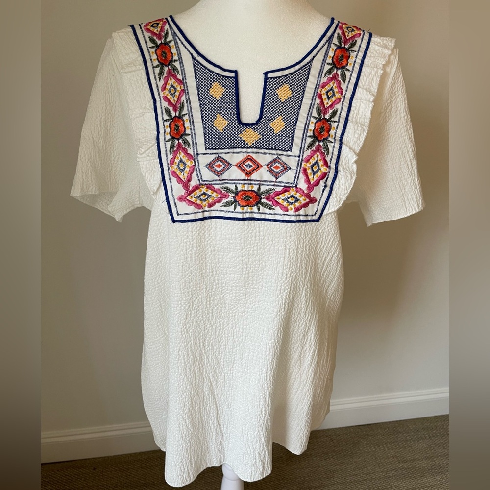 Colorful Embroidered Top by Hailey & Co. - Size M